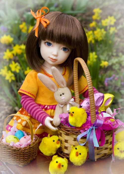 Nami and her Baskets